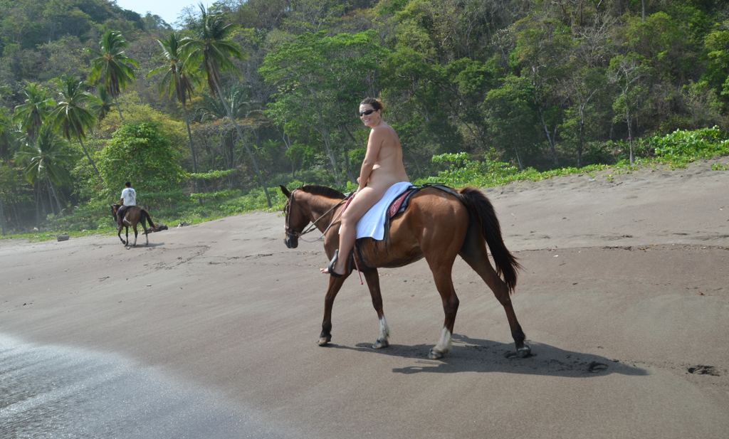 Nude Costa Rica 45